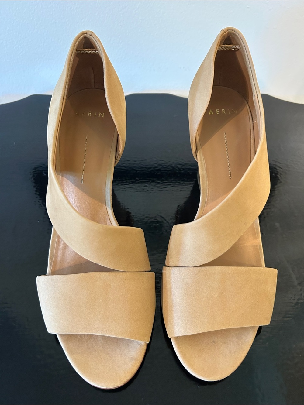 Aerin “Cativa Sandal” Tan Suede Crossover Heels Size 8.5